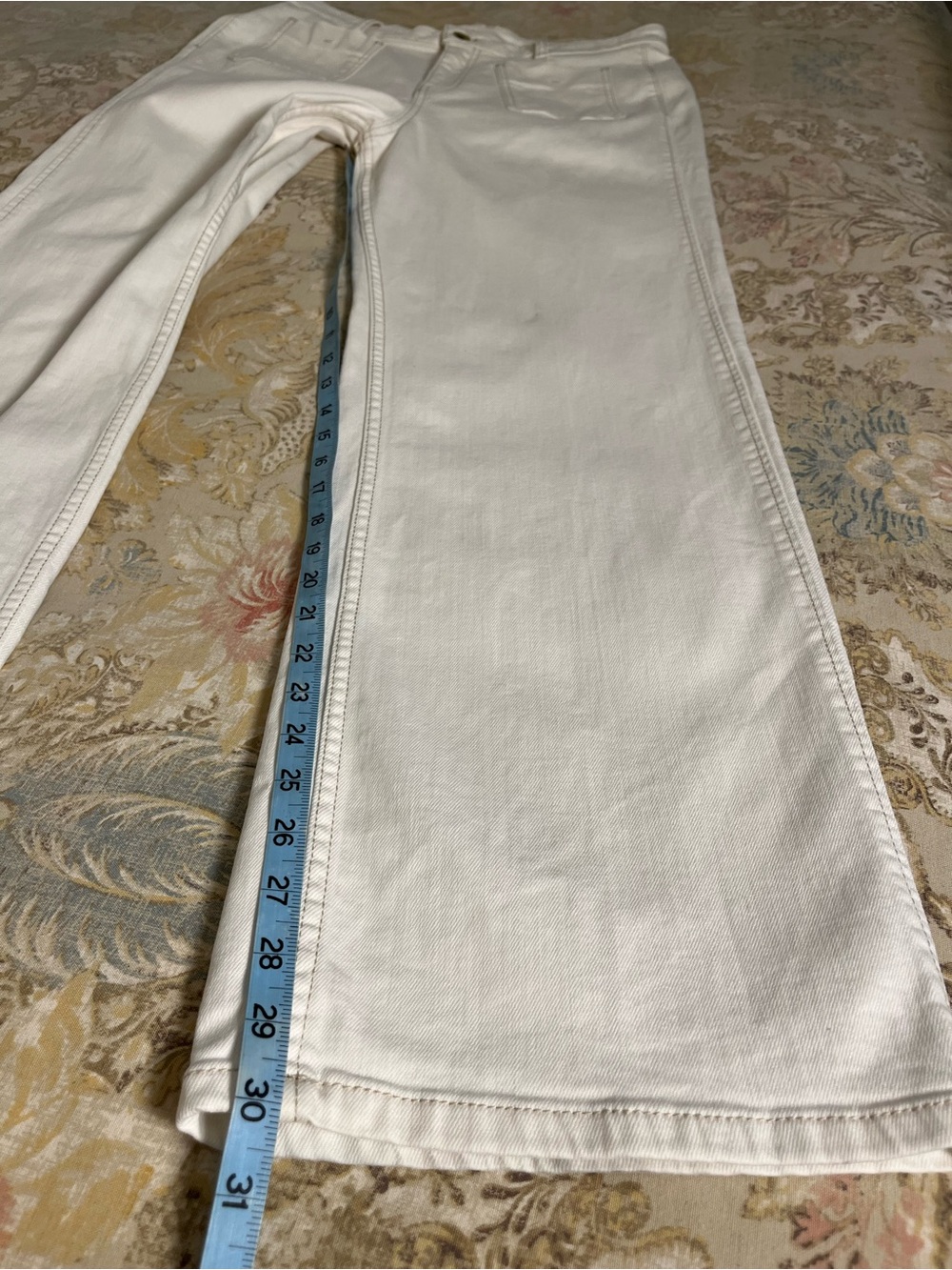 Anthropologie PILCRO Ivory Wide Leg Denim Pants with Patch Pockets.   Size 12 - Picture 7 of 8